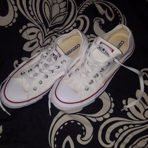 White converse shoes